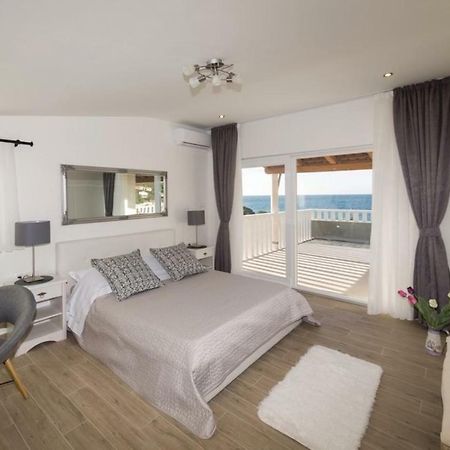 Luxury Villa Vela Rina Mali Drvenik Exterior photo