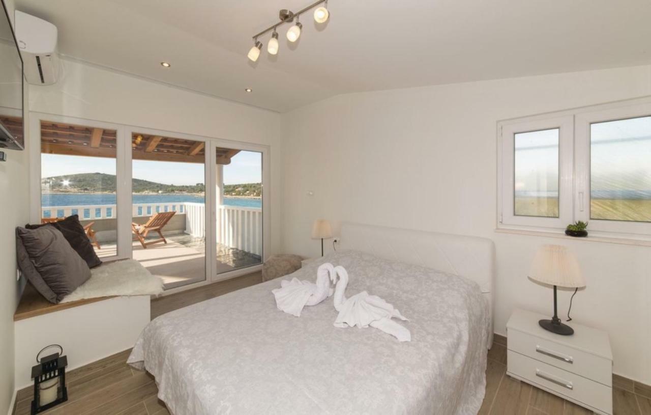 Luxury Villa Vela Rina Mali Drvenik Exterior photo